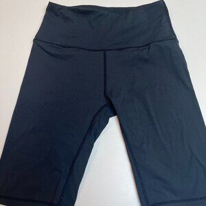 varley black yoga shorts